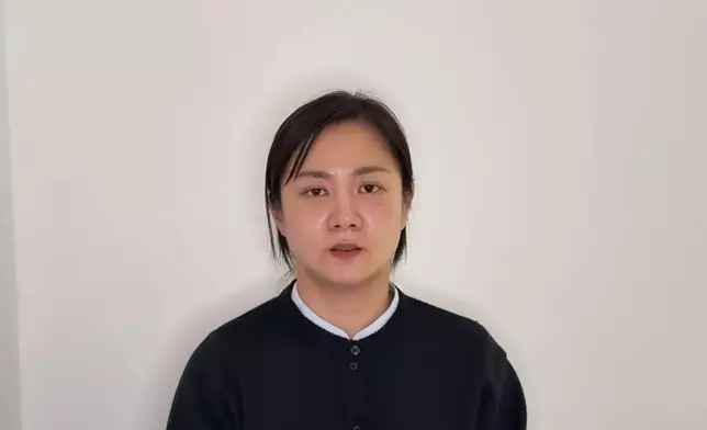 朴娜勑在片中首先低頭道歉。影片截圖