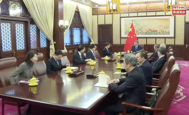 李家超赴京向習近平述職。香港電台直播截圖