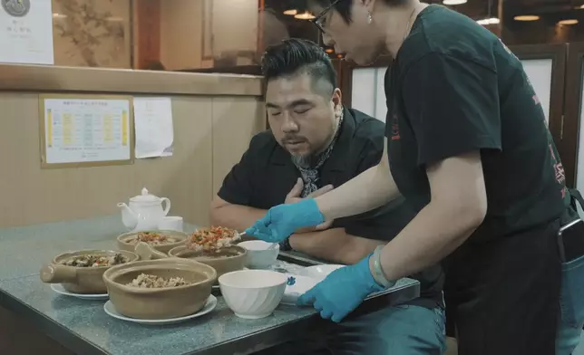 Christian是「煲仔飯痴」。