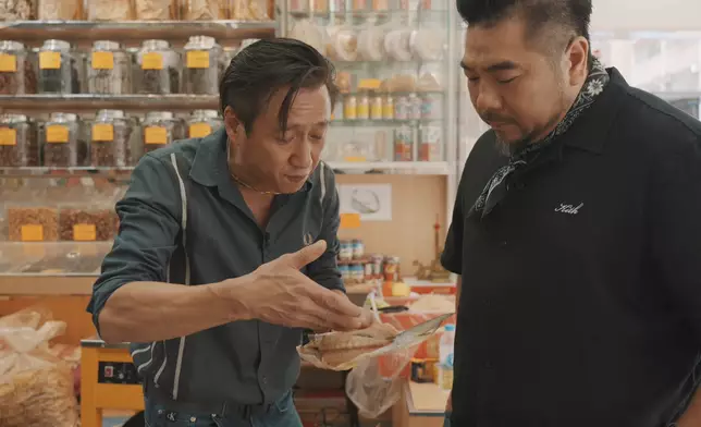 Jacky經營的海味店，正好為煲仔飯提供靚食材。