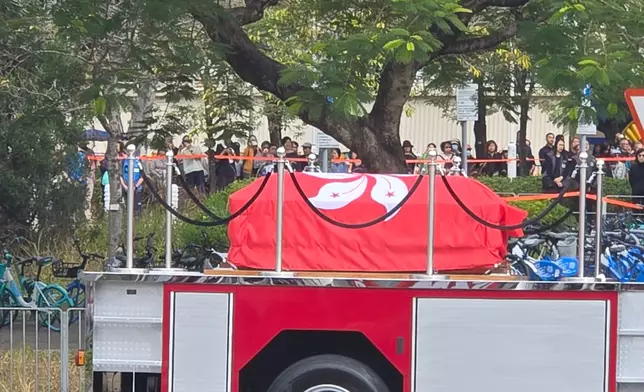 何偉豪靈車在宏福苑舉行路祭。巴士的報記者攝