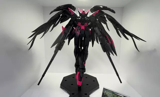 MG 1/100 飛翼高達零式 EW Ver.Ka。巴士的報記者攝