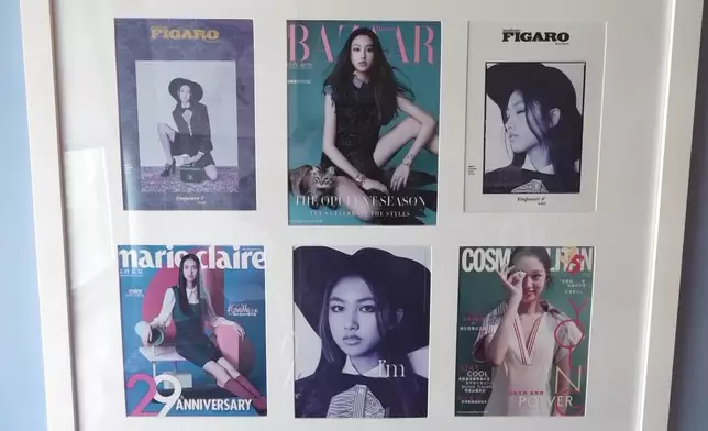 仲有好多佢愛女嘅足迹。