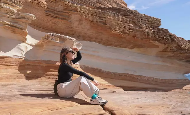 特色懸崖啱晒打咭。