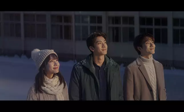 Hugo、Luna及Owen多年後再次聚首。