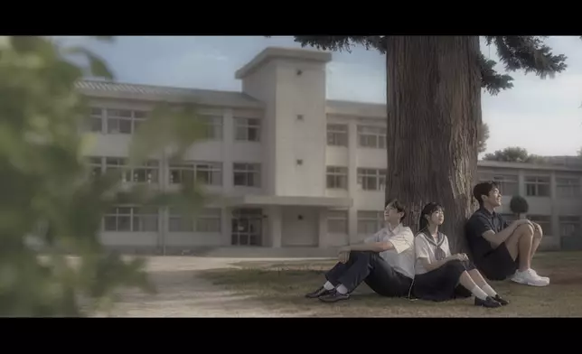 那些年的三人行，點滴在心頭。