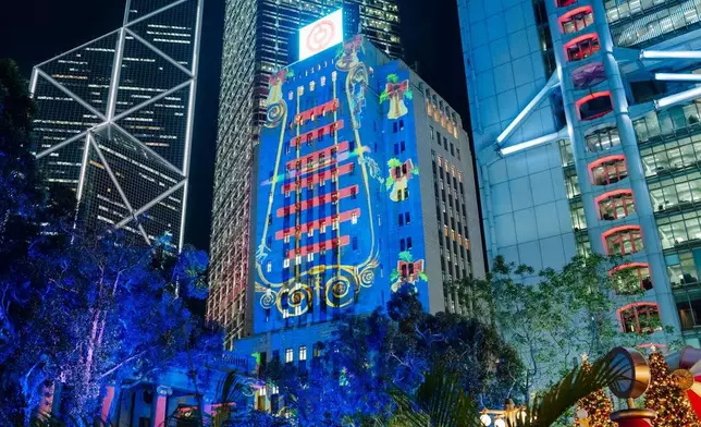 中環8幢建築物外牆將以巨型倒數時鐘及光影圖案，進行跨年倒數。旅發局圖片
