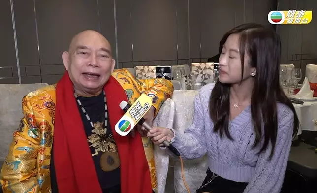 說到自己以「睡覺」養生