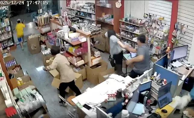 民眾慌忙逃生。chiahsiang1013 Threads圖片