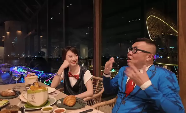 冬蔭表妹為大家推介一間海邊露天餐廳。