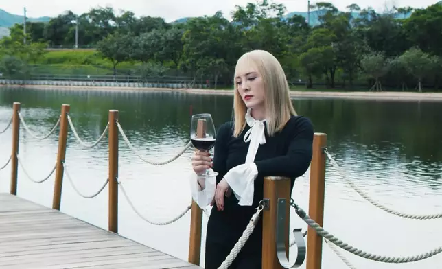 何慈茵在劇中各種造型，套套吸睛。