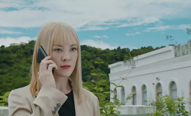 何慈茵在劇中各種造型，套套吸睛。