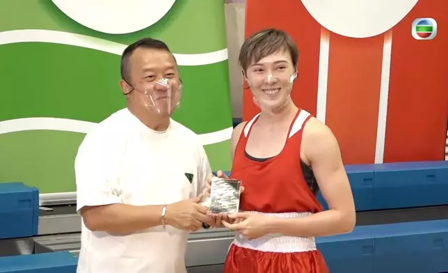 何慈茵在《明星運動會前哨戰：Fight盡》拳擊賽中勝出。