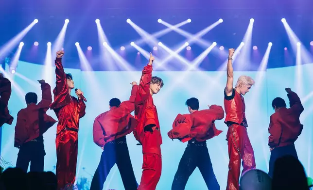 韓國男團SS501三位成員金賢重 、許永生及金奎鐘組成限定組合FIVE O ONE。官方X圖片