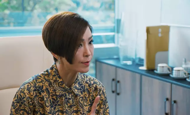 伍詠薇做《量子新聞》CEO，女強人Feel十足。