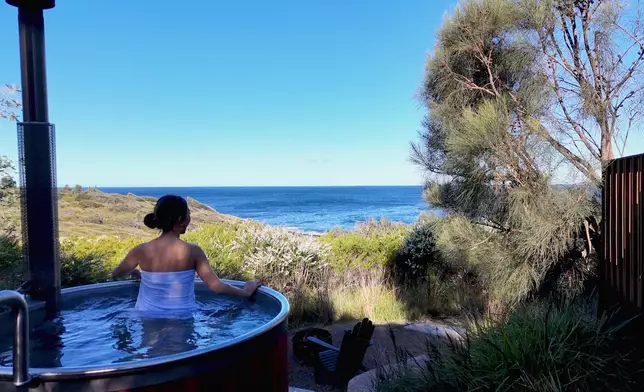 房外更可浸溫泉。