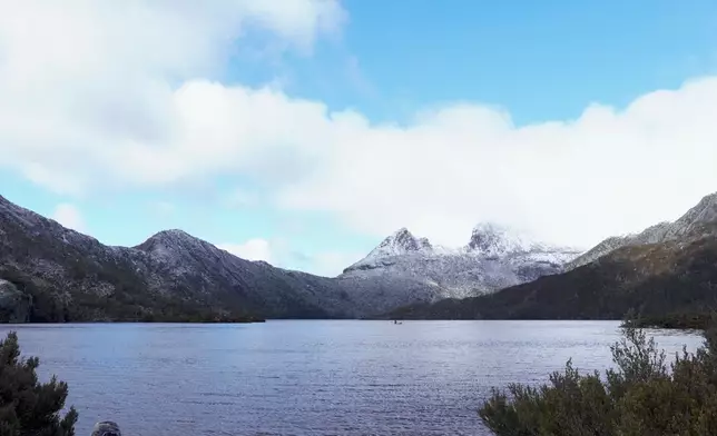 Christy先到搖籃山玩手作皮划艇，十分治癒。