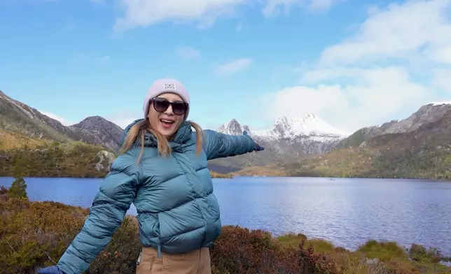 Christy先到搖籃山玩手作皮划艇，十分治癒。