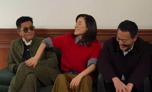 你哋唔好以為係扮打，宣萱真係「啪」一聲打落去古仔度。