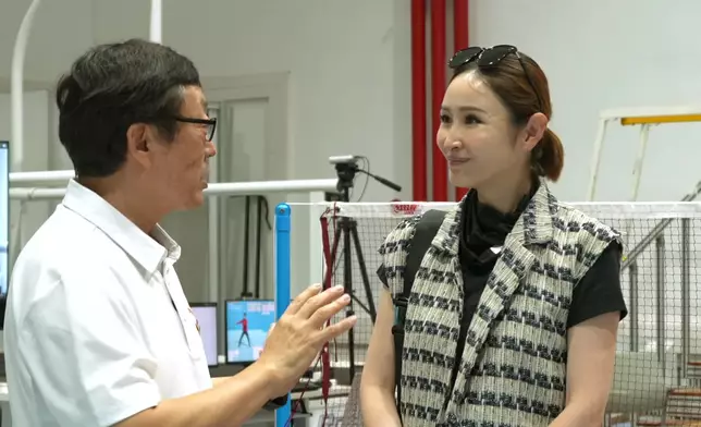 Janis轉戰上海，拜訪上海體育大學教授-劉宇，直擊AI如何助攻精英運動員在國際賽場奪金。