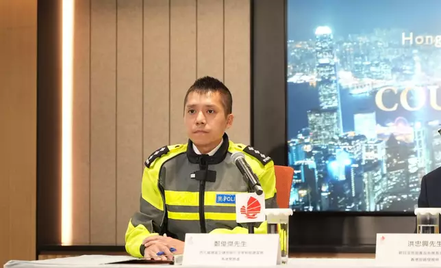 西九龍總區交通部執行及管制組總督察鄭俊傑。