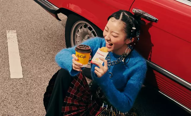 Constance首次獻唱並參與麥當勞早餐廣告歌的作曲部份