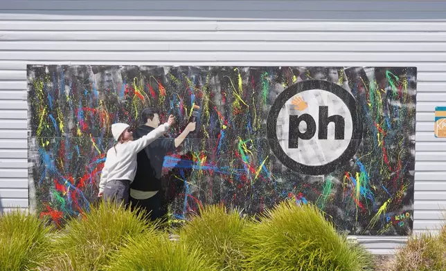 同場還有周柏豪的作品，打卡位滿滿。