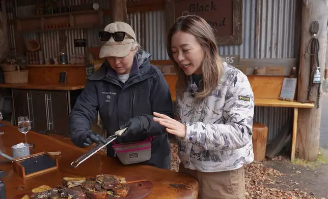 之後即刨松露。