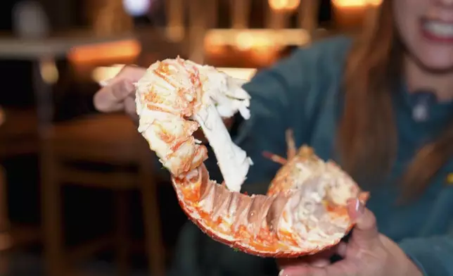 超大龍蝦啖啖肉，滿足度爆燈！