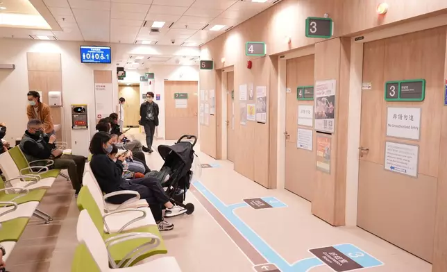 醫管局指，HA GO新功能令會員真正「一㩒做到」，輕鬆使用公立醫院服務。資料圖片