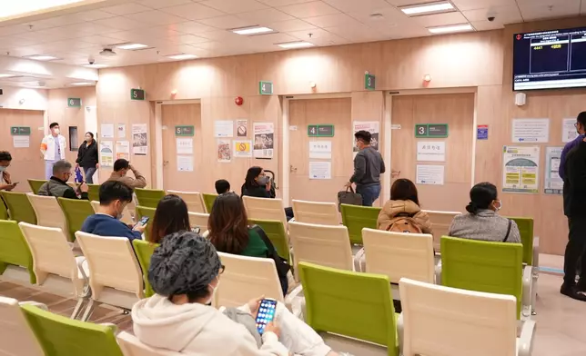 急症室。巴士的報記者攝