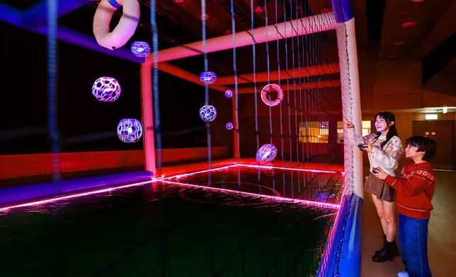 無人機足球智激鬥 