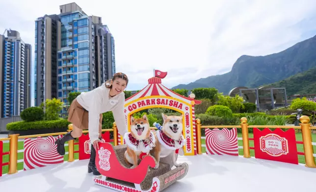 區內首個！「冬日萌寵滑冰派對」