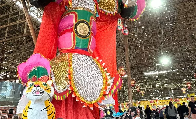 本届醮會化身爲非遺項目的大攢盆，展示豐富多彩的民俗精粹。巴士的報記者攝