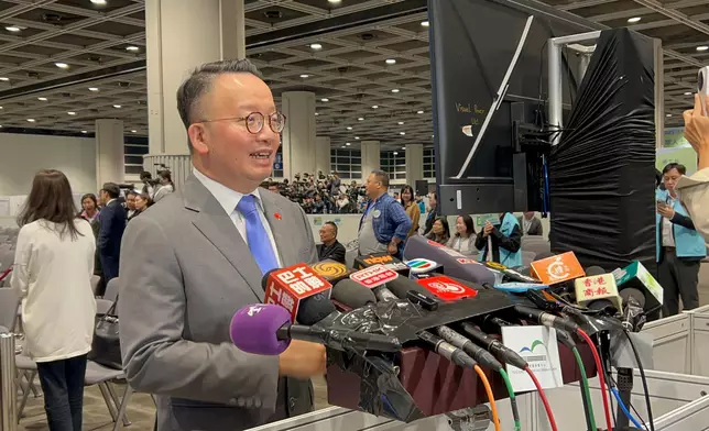 法律界由陳曉峰當選。巴士的報記者攝