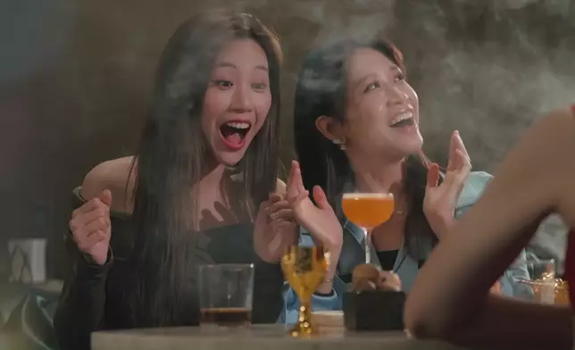 估唔到雞尾酒都可以咁多花臣，搞到啲姐姐們如癡如醉。