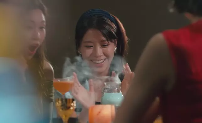 估唔到雞尾酒都可以咁多花臣，搞到啲姐姐們如癡如醉。