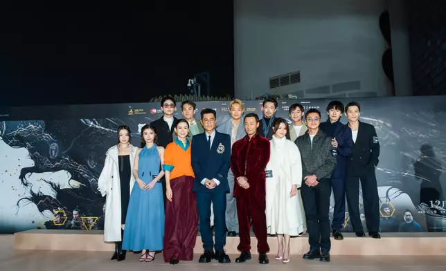 一眾台前幕後出席支持。