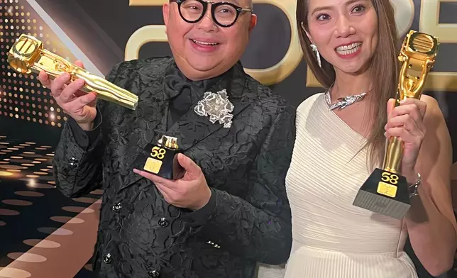 巴士的報記者攝