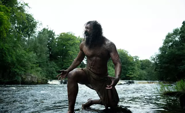 《28年後：人骨聖殿》劇照