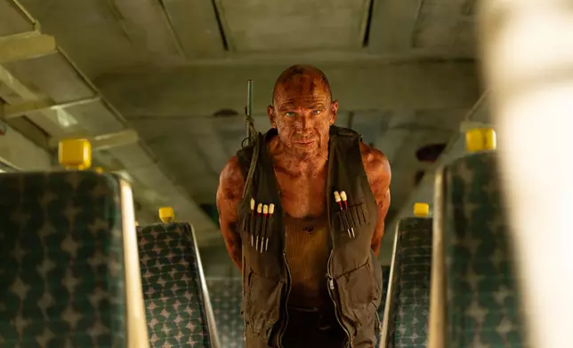 《28年後：人骨聖殿》劇照