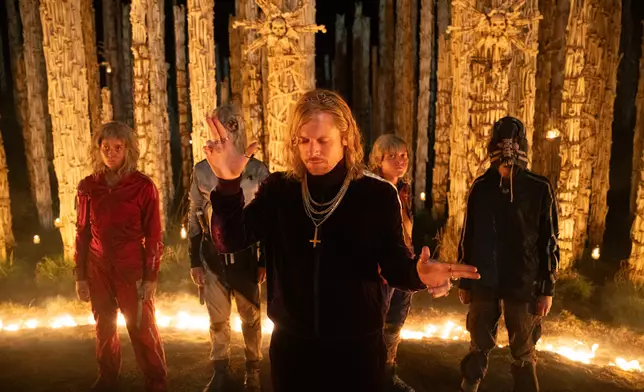 《28年後：人骨聖殿》劇照