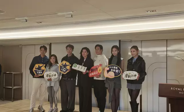 林淑敏、何沛珈、廖慧儀、阮浩棕及崔錦棠落實參與「渣打香港馬拉松慈善計劃2026」。