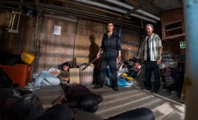 在劇中連場打戲。