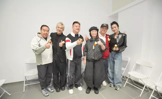 曾志偉宣佈離住TVB高層一事，叻哥為對方送上祝福：「替佢開心！功成身退！」