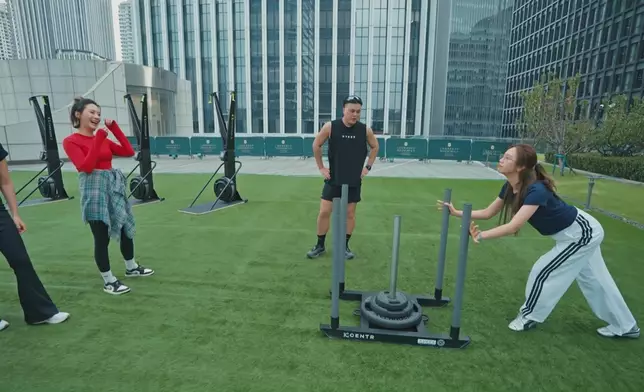 咪睇何沛珈玩到S晒身形咁，其實佢好渣！想知有幾渣，梗係要睇節目啦。