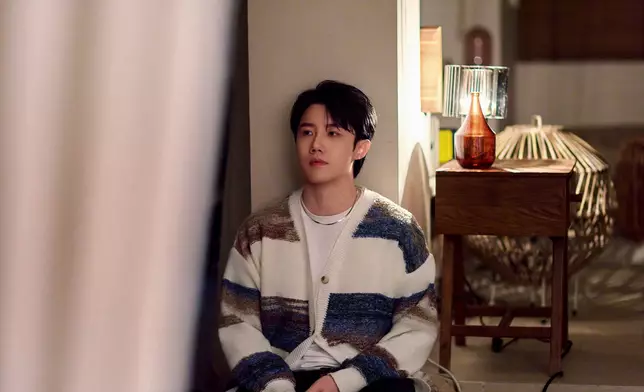 樂壇男新人華浩然Wolris