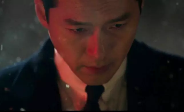 第三集結尾的槍聲，暗示了白冀兌冷血無情的一面。Disney+提供圖片