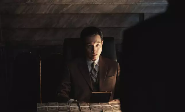 鄭星一飾演總統警護室長千席重。Disney+提供圖片