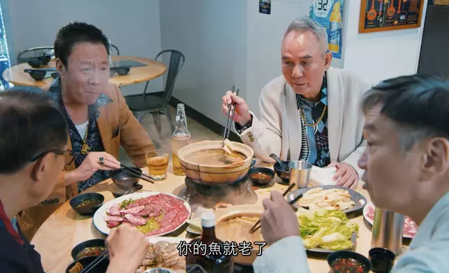 昨晚一集《守誠者》重現《無間道II》經典「四大家族」打邊爐場口。